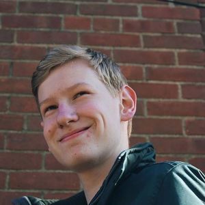 Meet your Posher, Derek